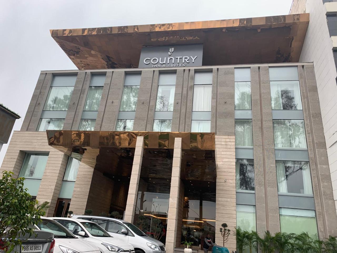 Country Inn & Suites By Radisson Chandigarh Zirakpur Chandīgarh Exterior foto